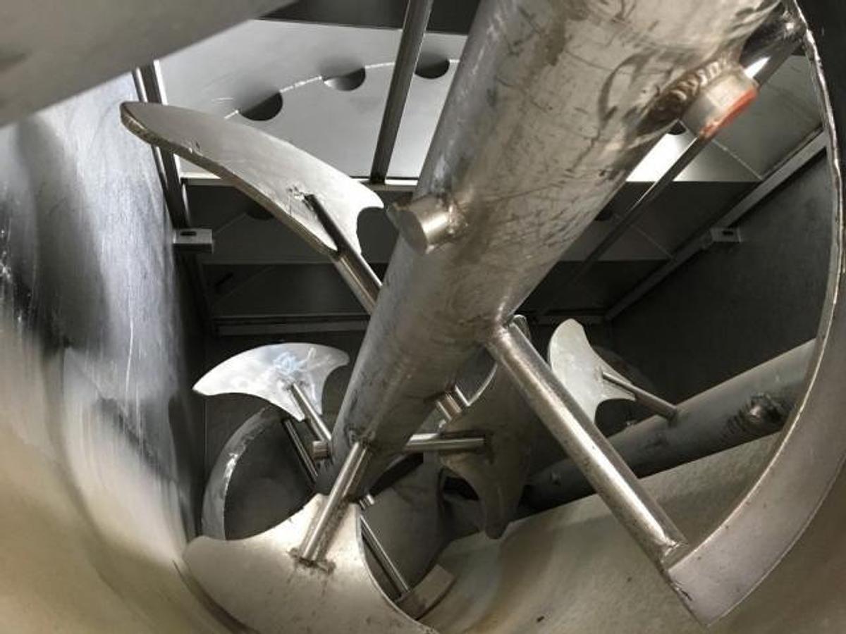Used FPEC 2,500 Lb. Vacuum CO2 Paddle Blender