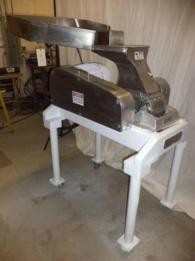 Used Fitzpatrick D6 Comminuting Mill, Pan Fed, XP