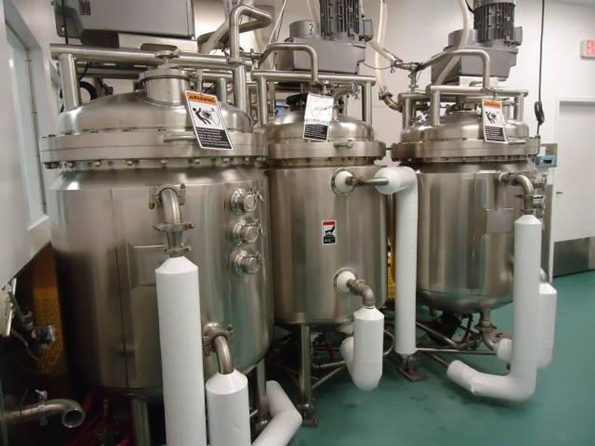 Used Feldmeier 100 Gallon Sanitary Jacketed Vacuum Agitated Reactor, 316L (3)