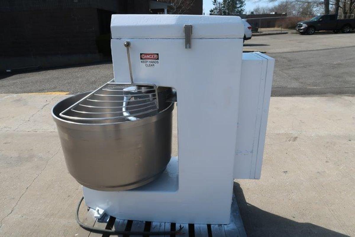 Used Hobart HF250 Spiral Dough Mixer