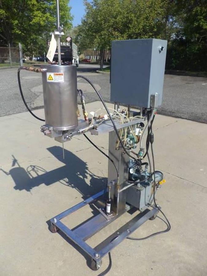 Used Hercules Single Piston Filler, Self-Contained Heating