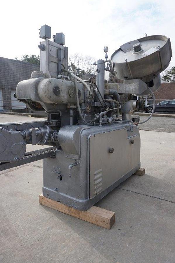 Used White Cap Model “VE” Steam Capper