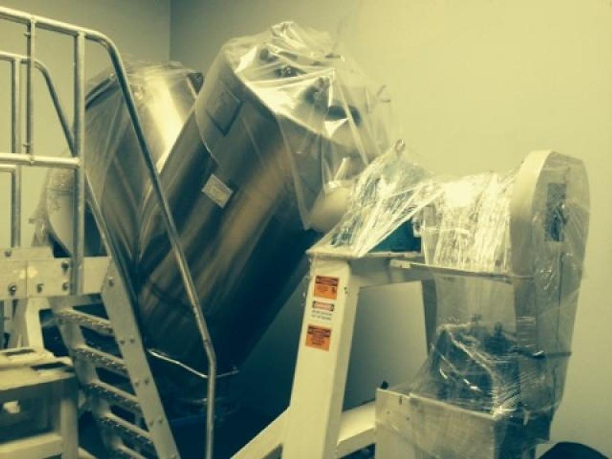Used 30 CU.FT. Gemco Stainless Steel Twin Shell “V” Blender/Dryer/Formulator With Intensifier Bar