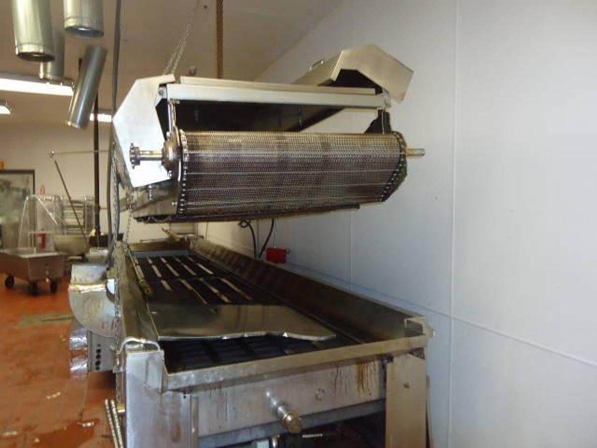 Used Mastermatic/Pitco Gas Fired Continuous Belt Fryer
