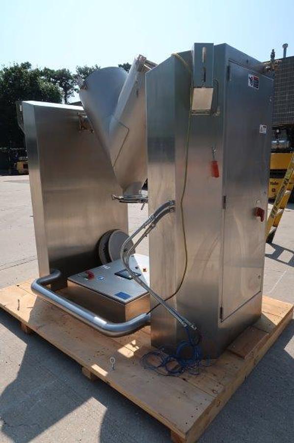 Used Patterson Kelley 5 Cu. Ft. Stainless Twin Shell V Blender