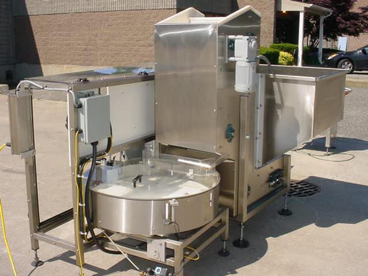 Used New England Machinery Nehhlpe-36 Plastic Bottle Unscrambler