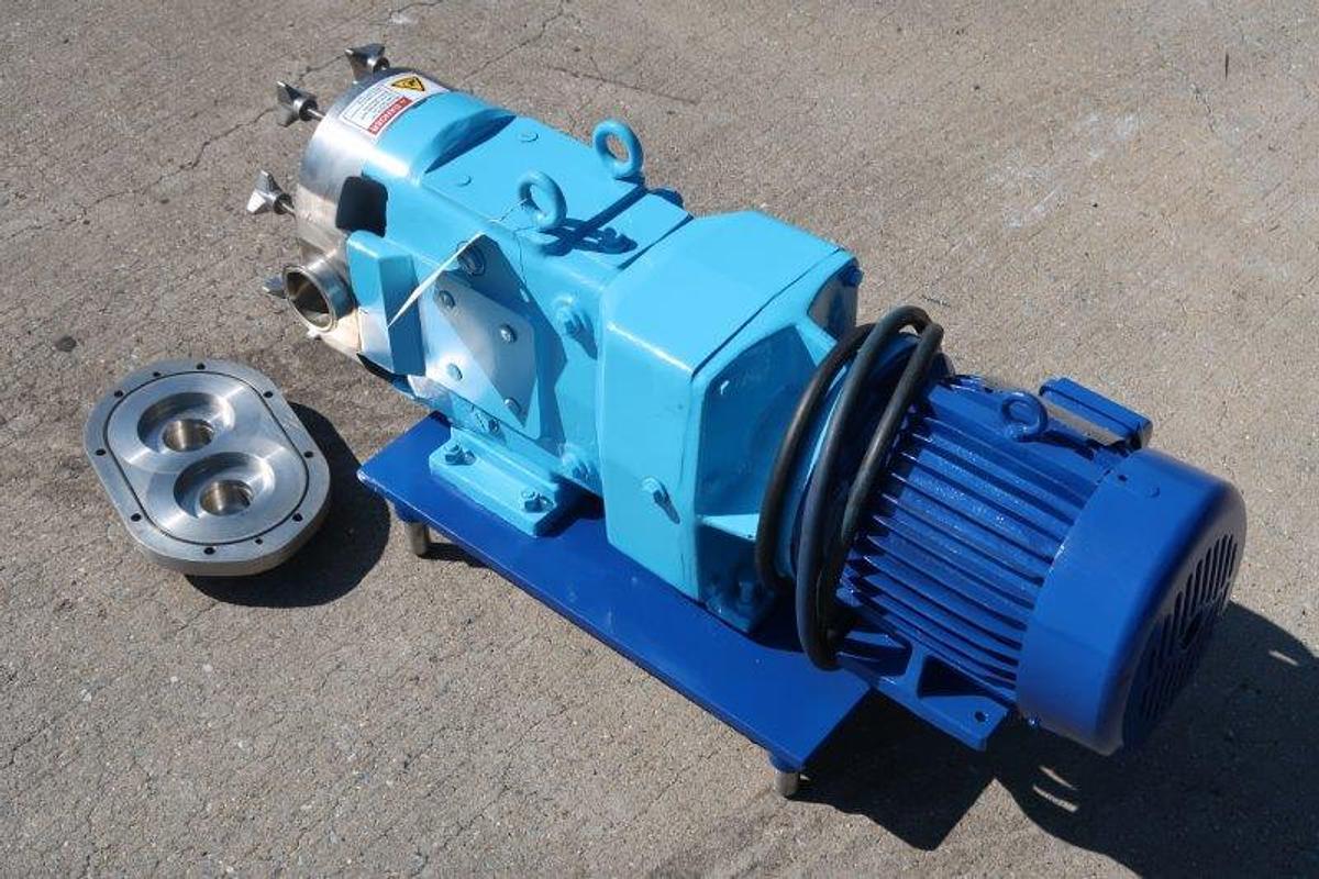 Used Waukesha 060 Stainless Positive Displacement Pump, 2.5 In. Tri-clamp