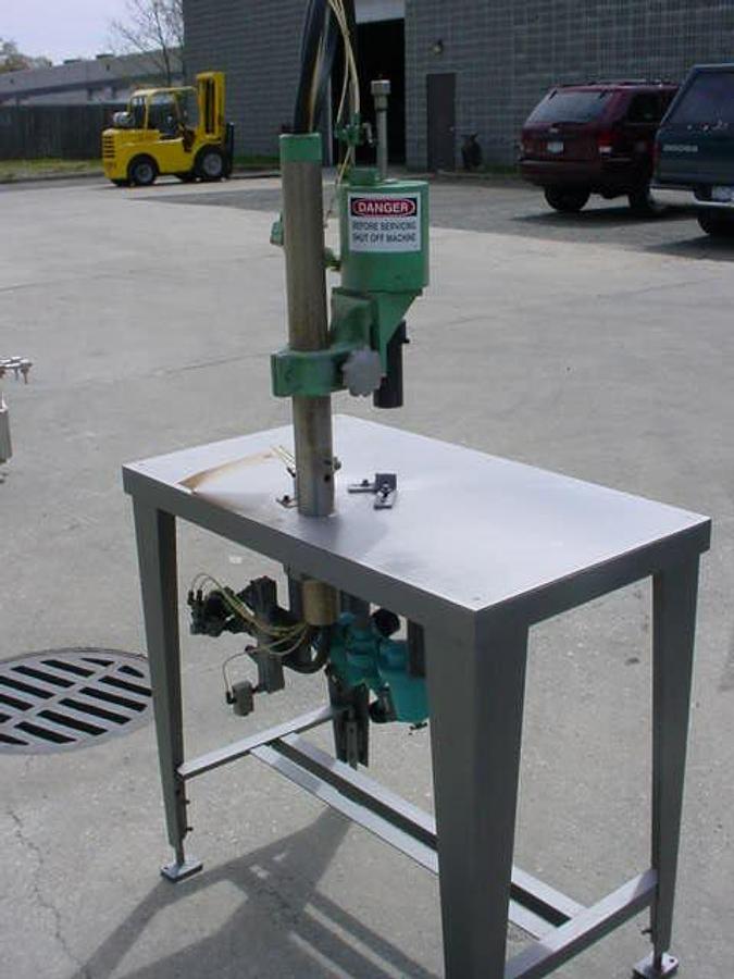 Used Jg Machine Single Head Aerosol Crimper