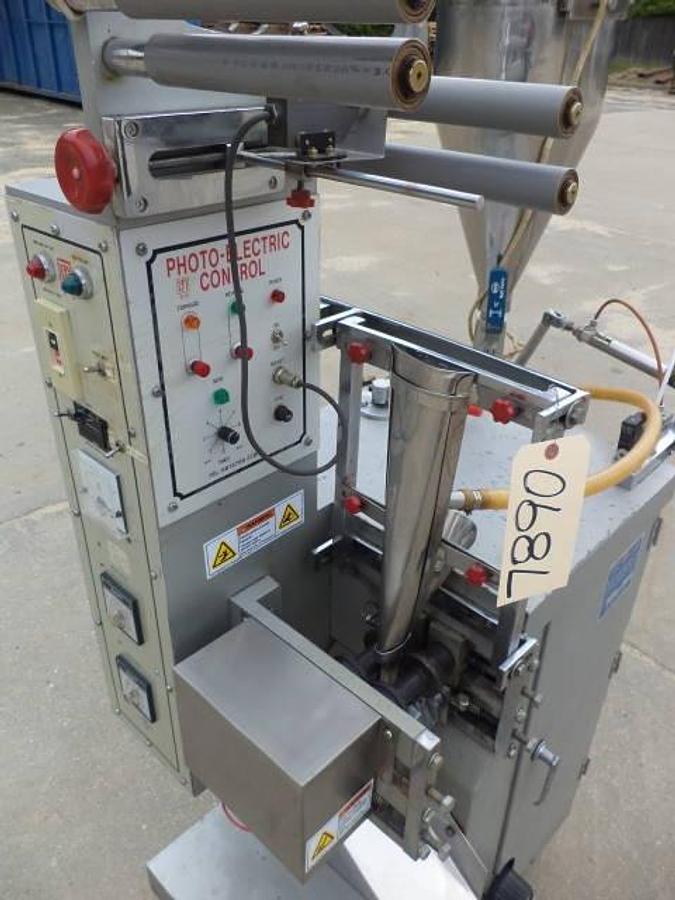 Used JYI MAW Industrial Form/Fill/Seal Machine For Creams & Lotions