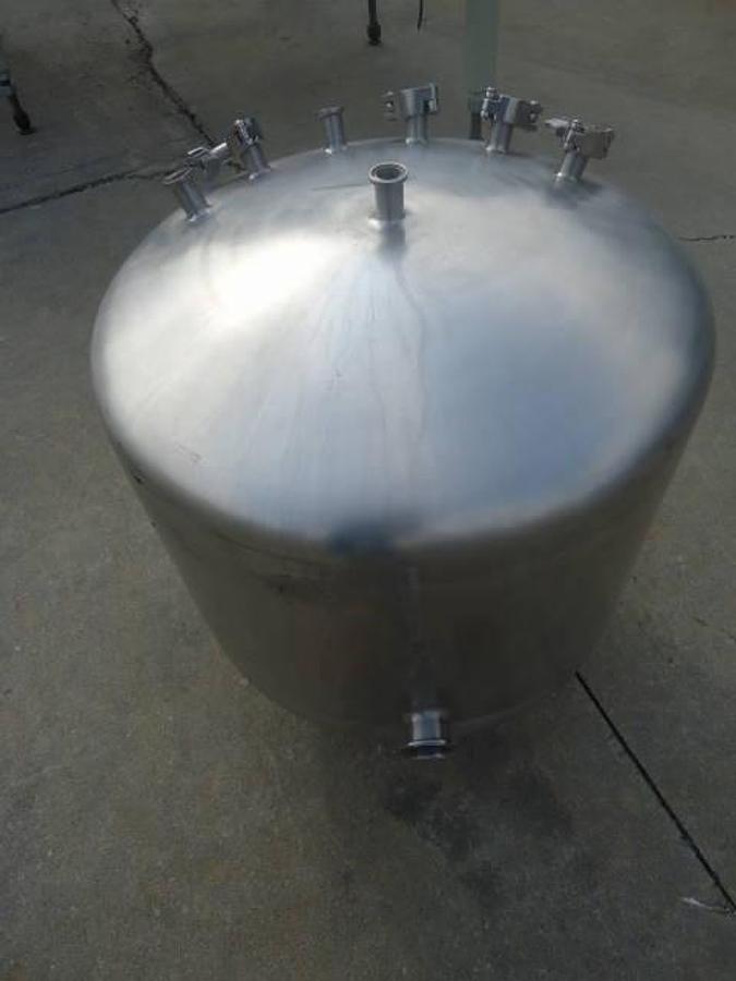 Used 10 Gallon Stainless Steel Closed Tank