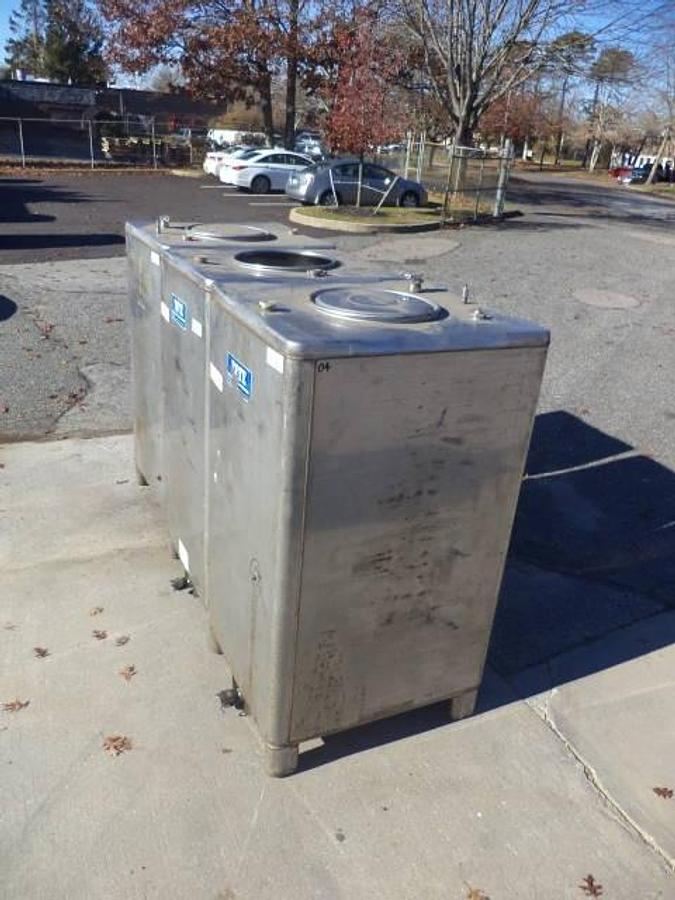 Used Tote  600 Gallon Stainless Steel Stackable Totes (2)