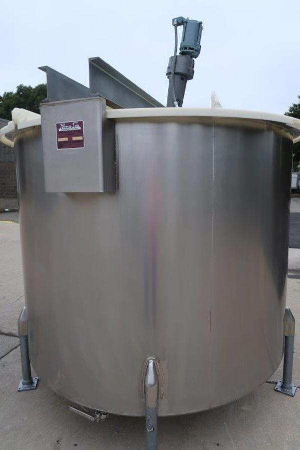 Used Permasan 1,100 Gallon Stainless Vertical Mix Tank
