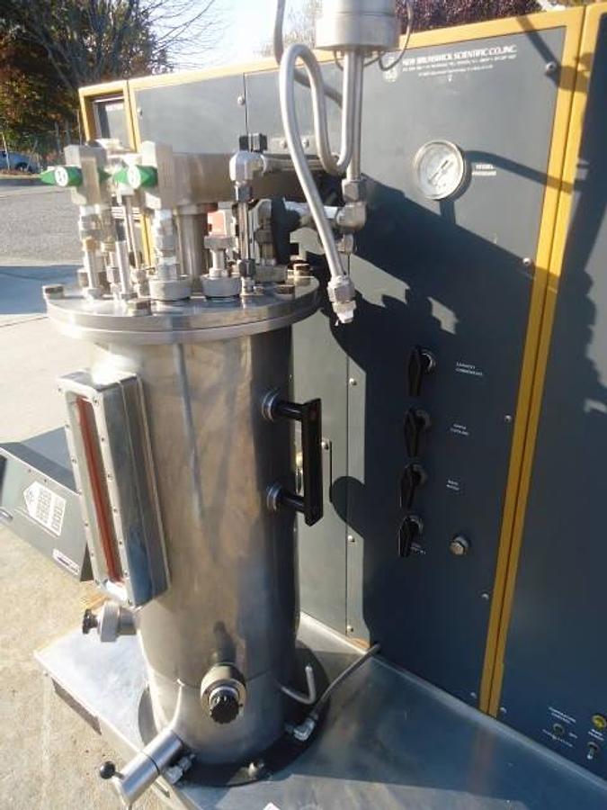 Used NEW BRUNSWICK SCIENTIFIC “MICROGEN”” 16 LITER FERMENTOR, 316 Stainless Steel