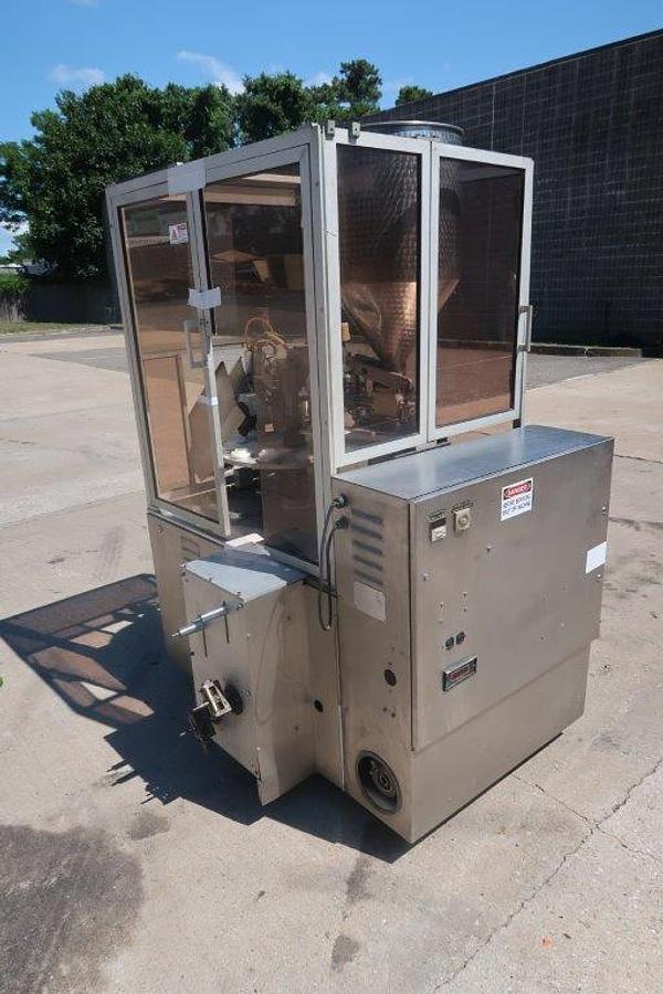 Used Kalix KX-80 Ultra Sonic Tube Filling and Sealing Machine, 80 Per Minute