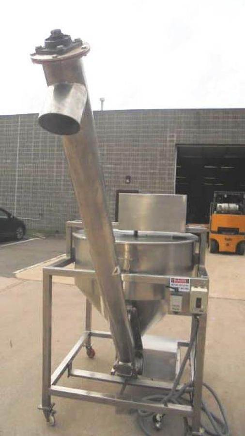 Used 5 Inch Dia. SS Inclined Screw Conveyor, Agitated Hopper