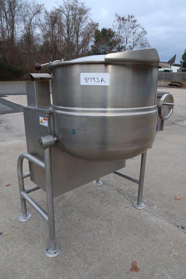 Used 40 Gallon Cleveland SS Self-Contained Gas-Fired Kettle