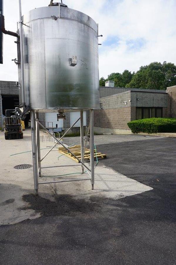 Used 1,200 Gallon Cherry Burrell Stainless Steel Jacketed Vertical Closed Tank