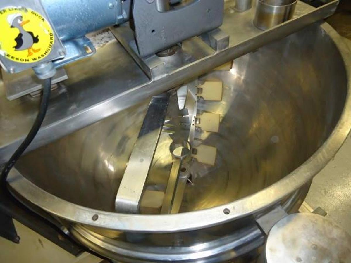 Used 80 Gallon Groen Stainless Steel Scraper Kettle, 125 Psi Jacket