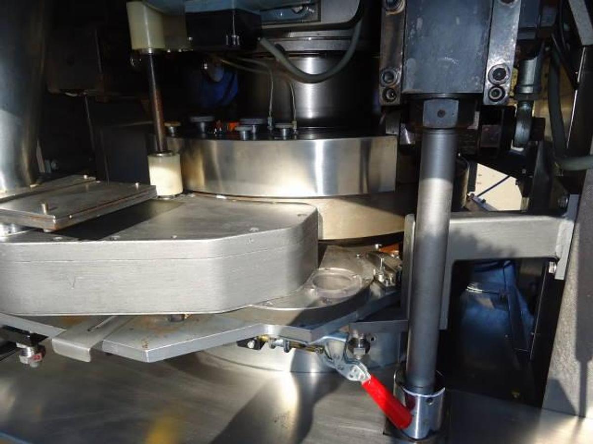 Used Fette “Perfecta 3000” 55-Station Tablet Press