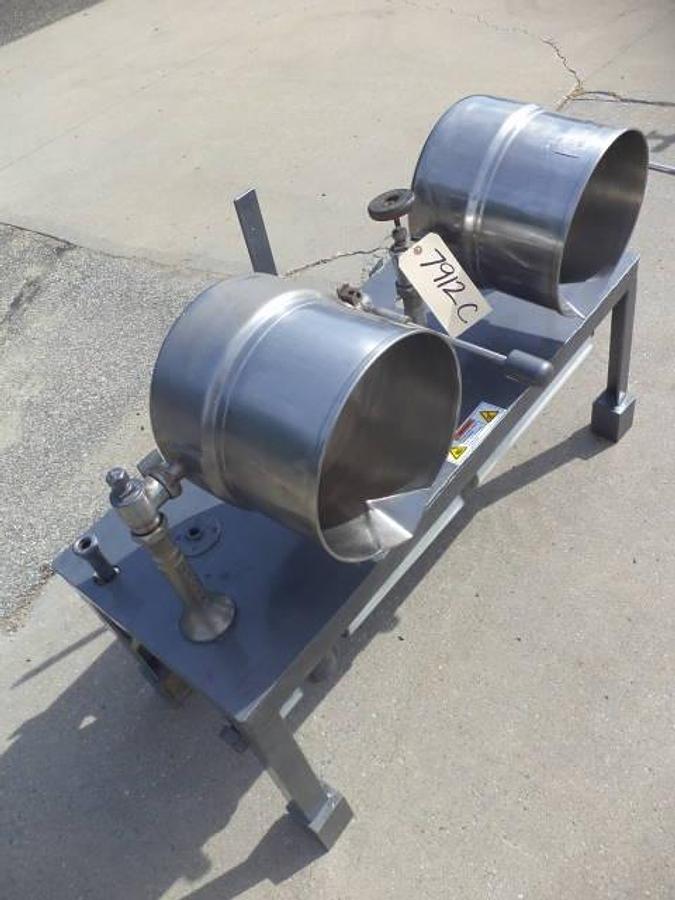 Used 5 Gallon Groen Stainless Steel Jacketed Tilt Kettles (2)
