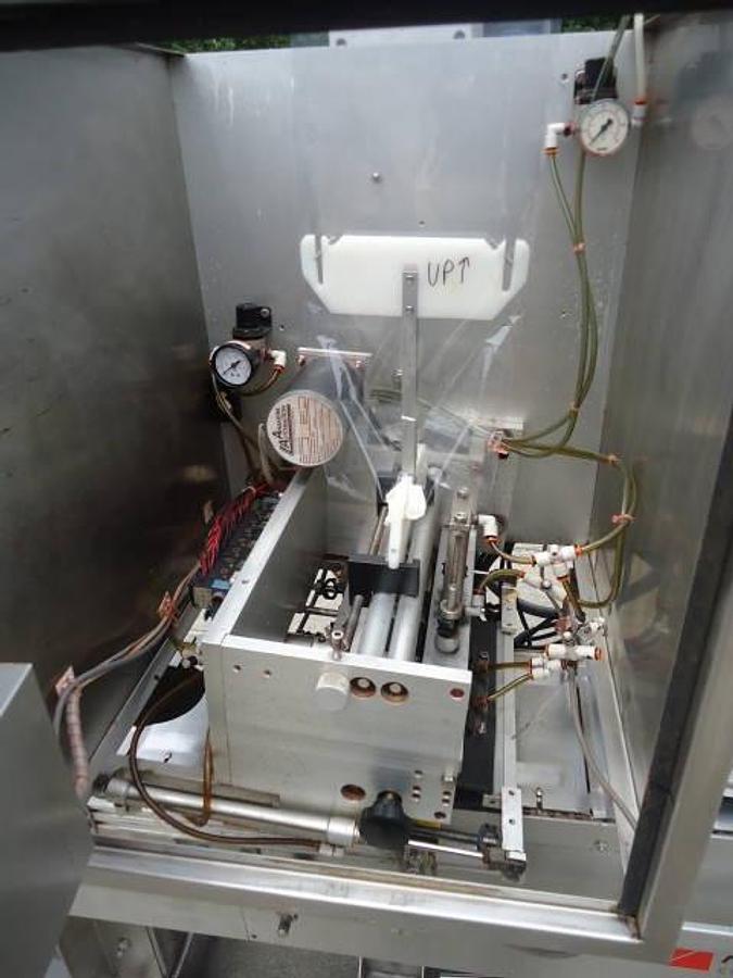 Used Axon Ez-300 Sleever/Bander With Shrink Tunnel