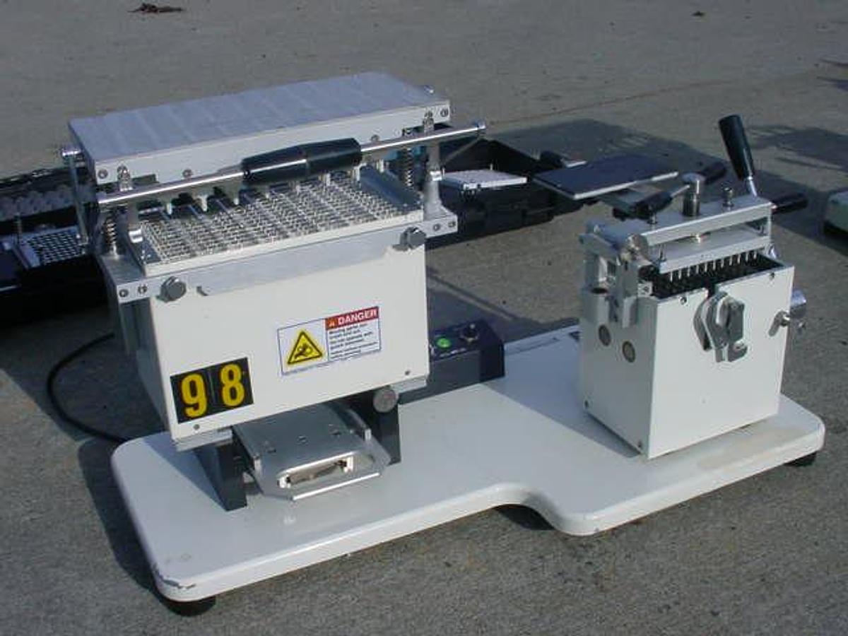 Used Scientific Instrument & Tech Semi-Automatic Capsule Processing Machine