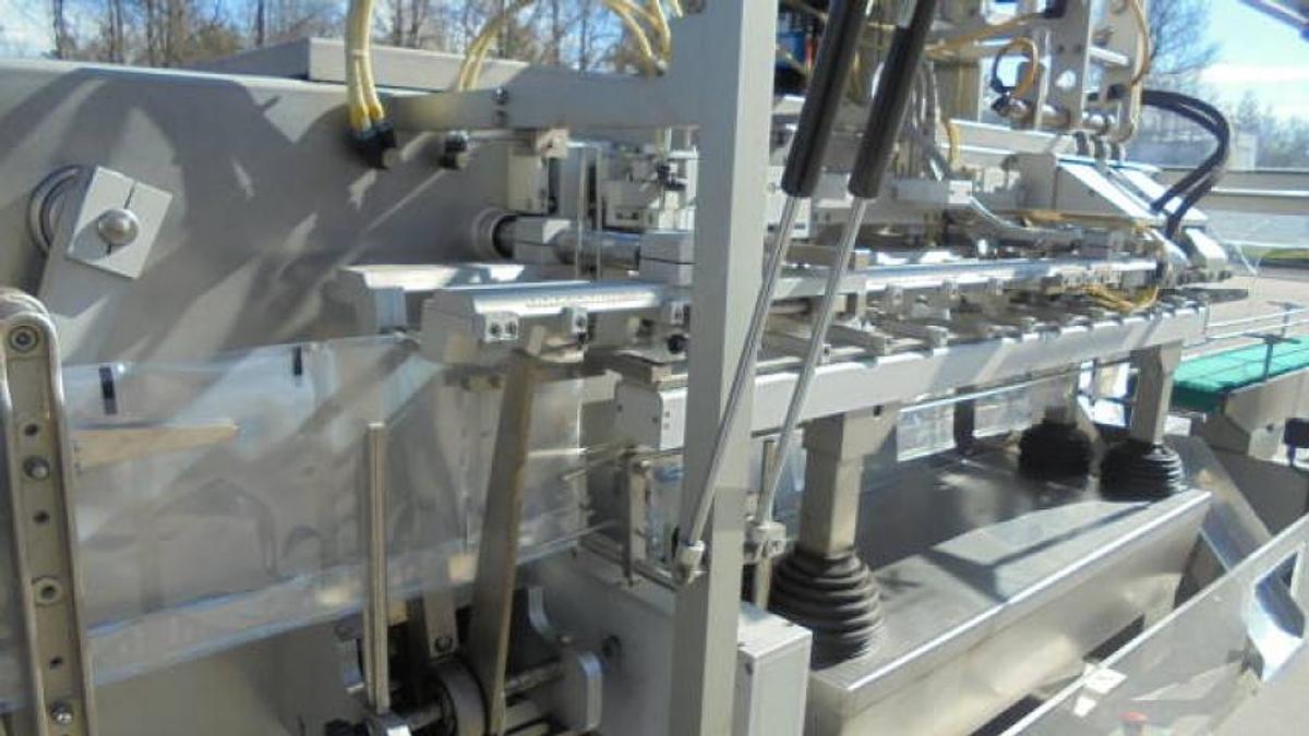 Used Volpak SP-170L1F Horizontal Form/Fill/Seal Machine