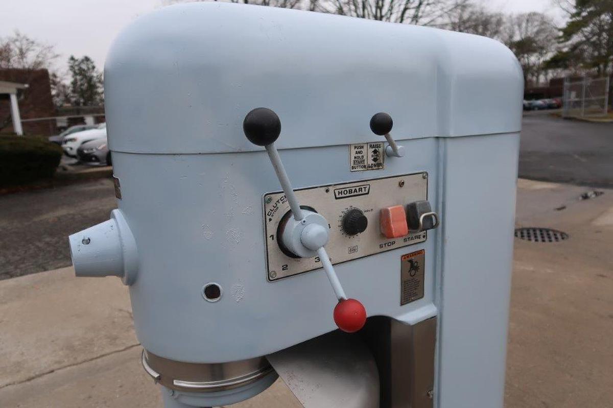 Used Hobart M-802 Bowl Mixer, 80 Quart Capacity Model M-802