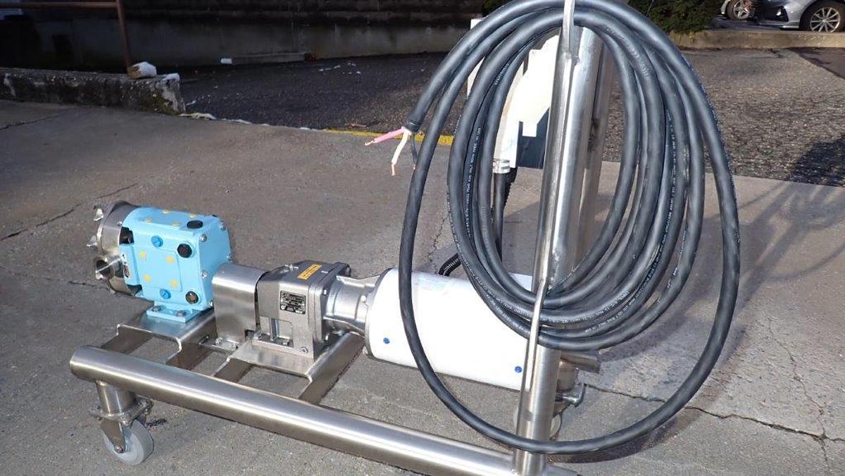 Used Waukesha Cherry Burrell 018U1 Stainless Positive Displacement Pump,  Vari-Speed