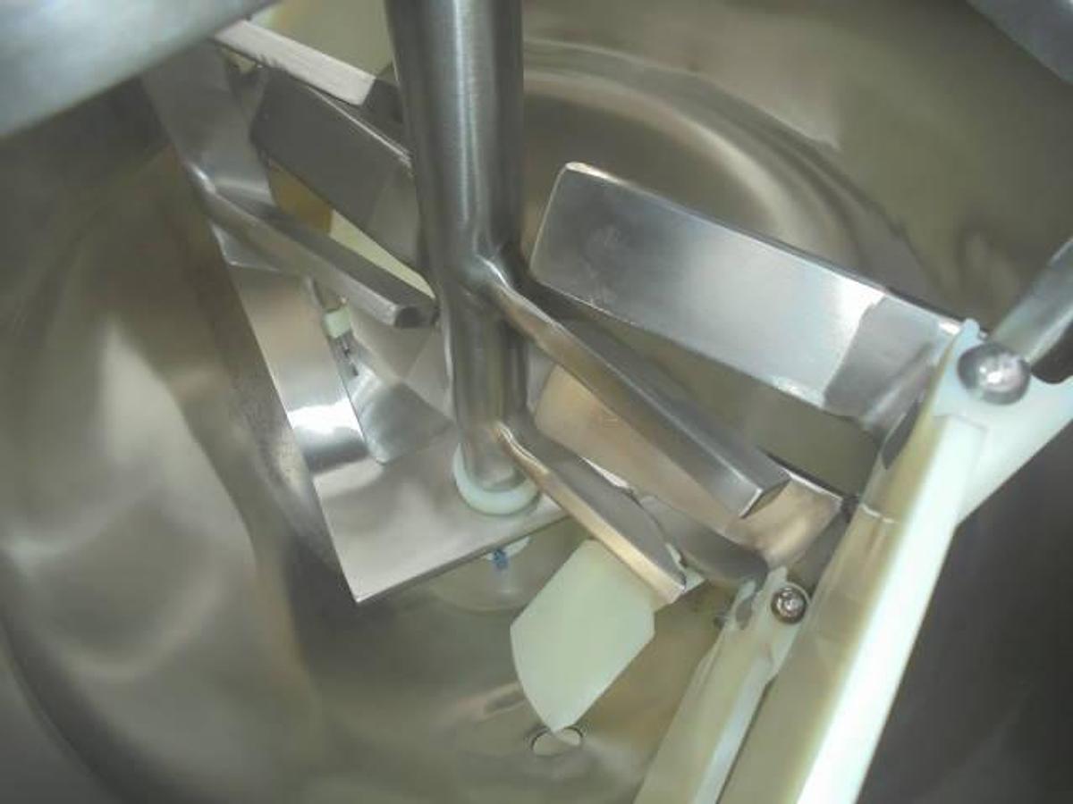 Used 30 Gallon Lee 316 SS Double Motion Mixing Kettle, Tilt-Out Agitation