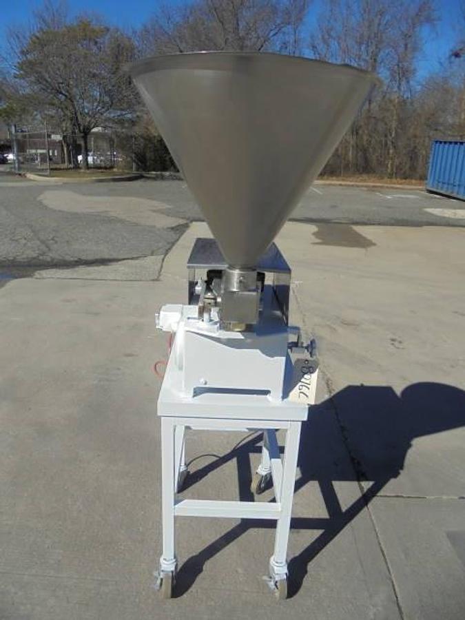 Used Simplex Single Piston Filler, Electric