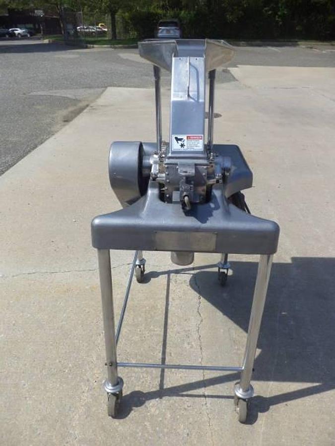 Used Apex Portable Comminuting Mill, Pan Feed