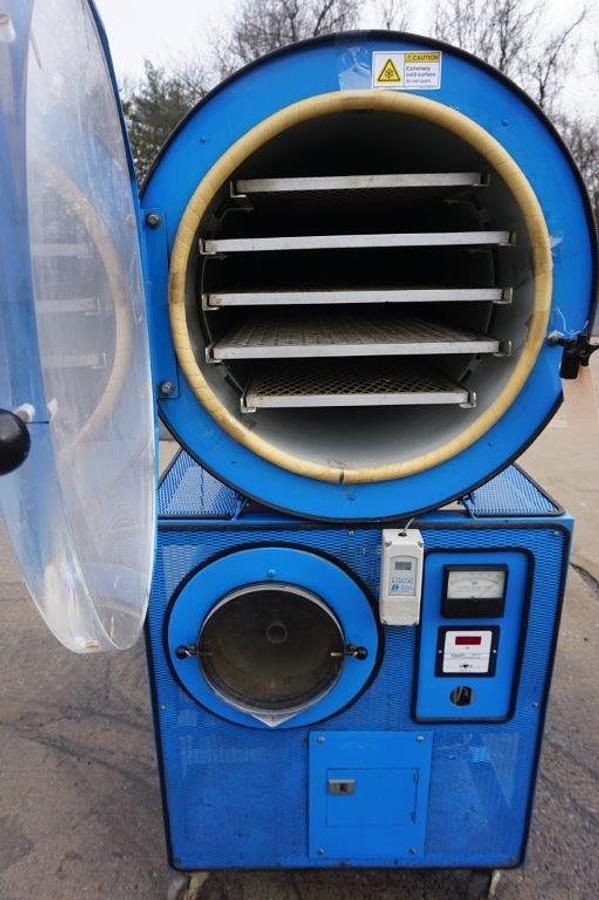 Used Northstar Model 2452 Freeze Dryer, Single Phase Electrics