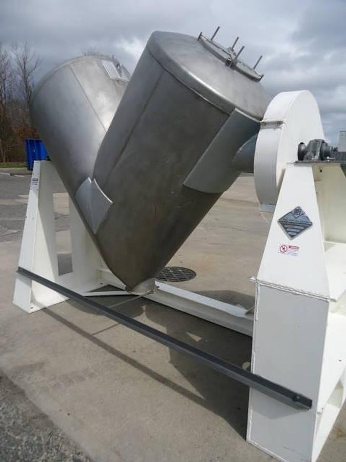 Used 50 CU.FT. PATTERSON KELLEY STAINLESS STEEL TWIN SHELL “V”” BLENDER, Explosion Proof