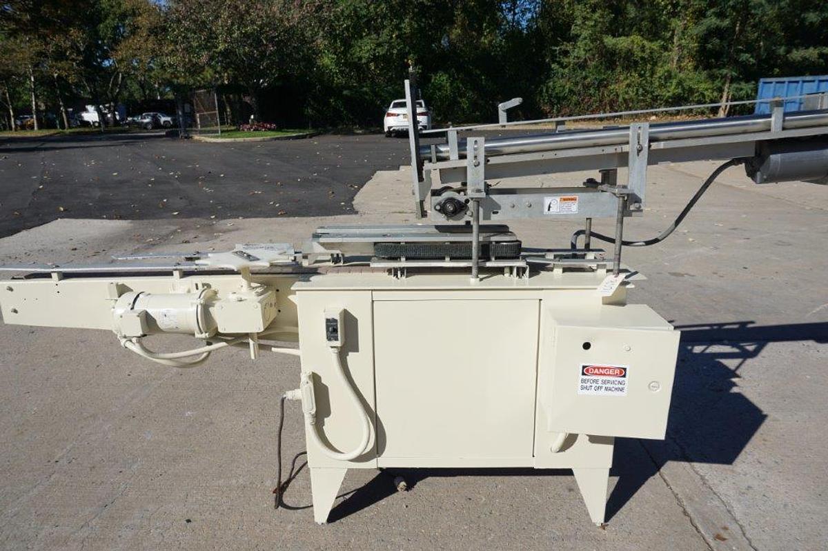 Used Holmatic Overcapper/Lidder, 401 Diameter Lids