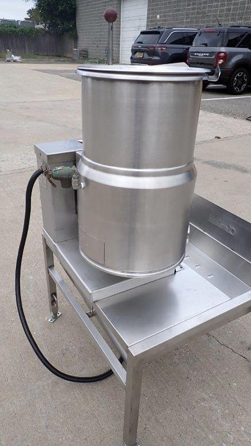 Used Vulcan-Hart/Cleveland 6 Gallon Self-Contained Electric Kettle