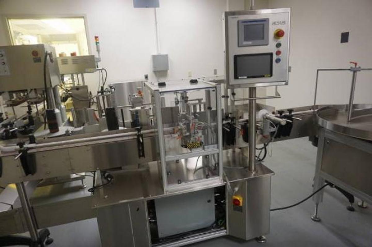 Used Aesus and Pharma Packaging Systems Fully Automatic Tablet/Capsule Bottling Line