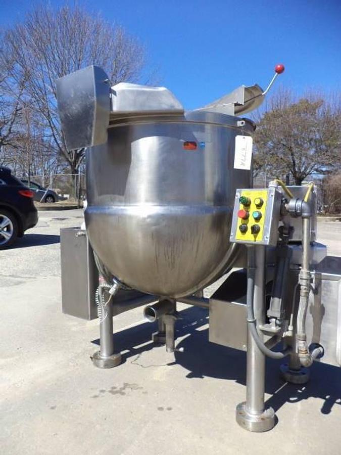 Used 100 gallon Cleveland Range 316SS Cook/Chill Horizontal Agitator Tilt Kettle, 100 PSI jacket-