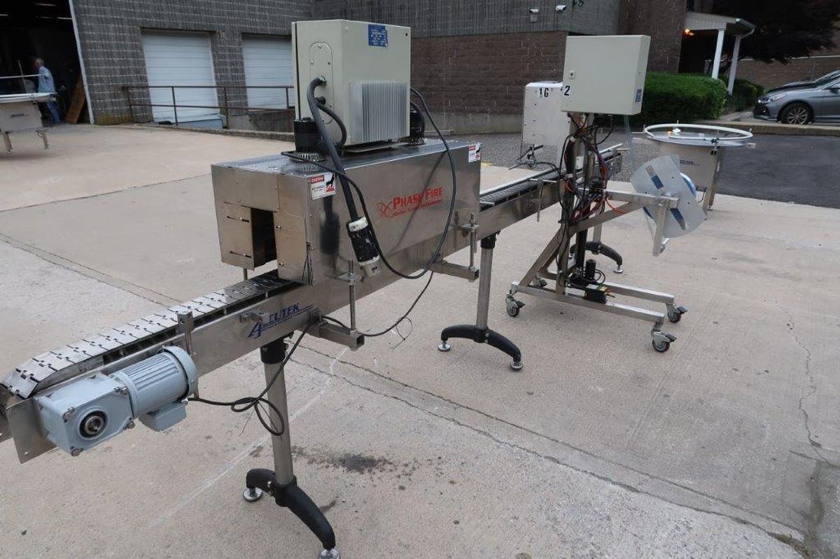 Used Accutek/Labelette Sleeving Line with Shrink Tunnel, Stainless Steel