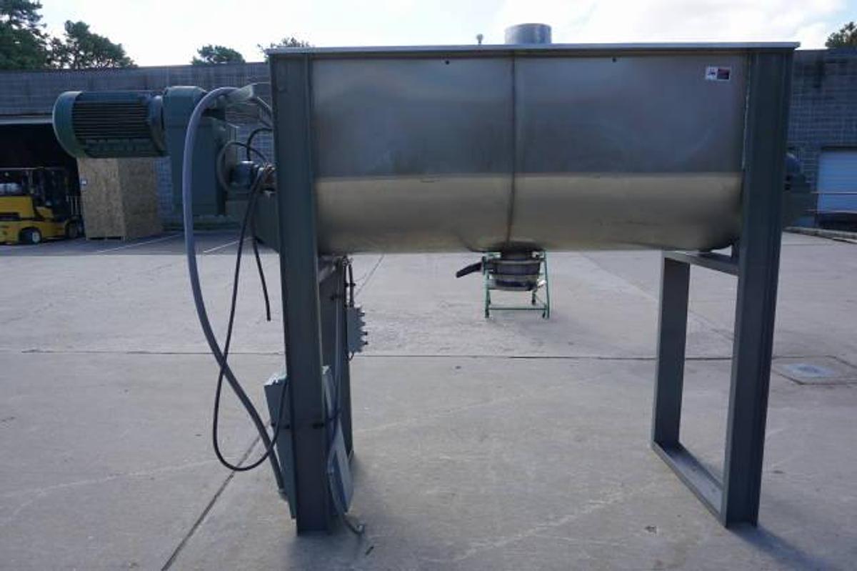 Used 36 Cu. Ft. Bush Tank Stainless Steel Double Ribbon Blender, 15 HP