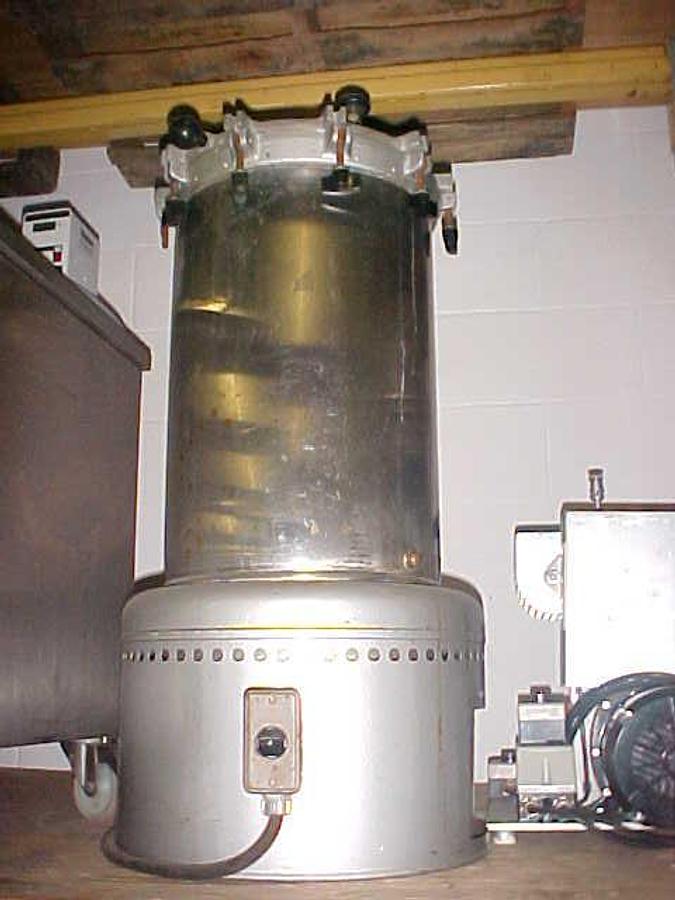 Used Precision Scientific Vertical Laboratory Retort