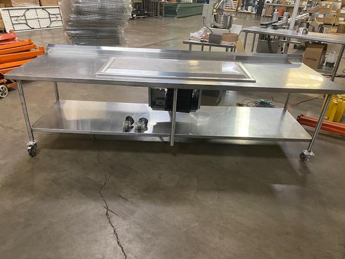 Used Delfield Lipstick Chill Table