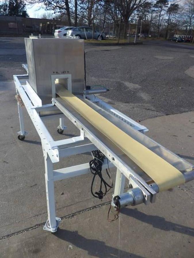 Used Eriez E-Z TEC III Metal  Detector, 4-1/2 in. Wide  X 7 in. High Aperture