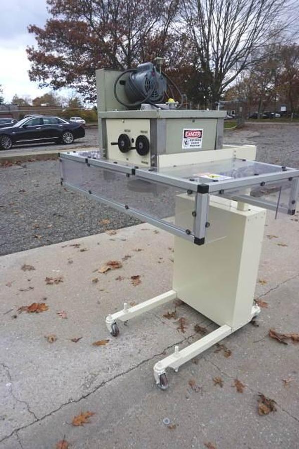 Used Newman 4CT Cap Tightener/Retorquer, Portable