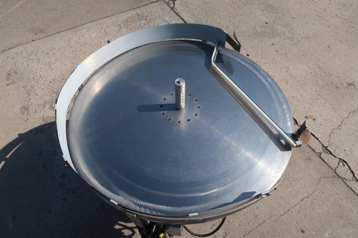 Used 48 In. Diameter Rotary Unscrambling/Accumulating Table 3/60/208-230/460 Volt