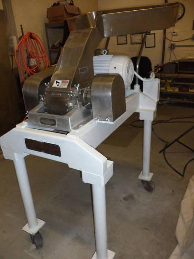 Used Fitzpatrick D6 Comminuting Mill, Pan Fed, XP-