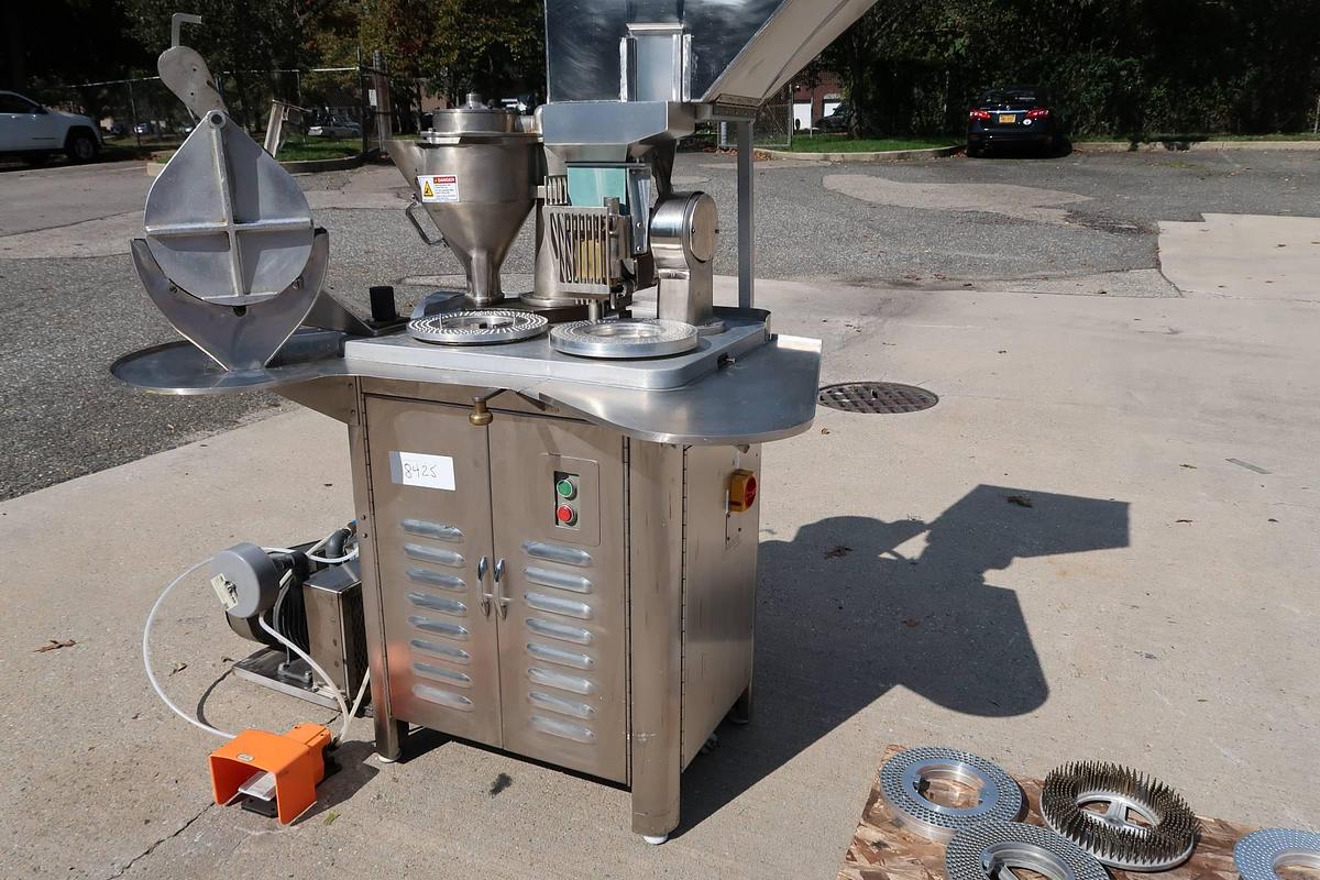 Used Capsugel Type 8 Semi-Automatic Capsule Filling Machine