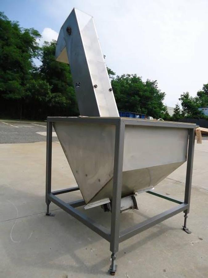 Used Omega 12 In. Wide Inclined Cleated Belt Feeder/Conveyor