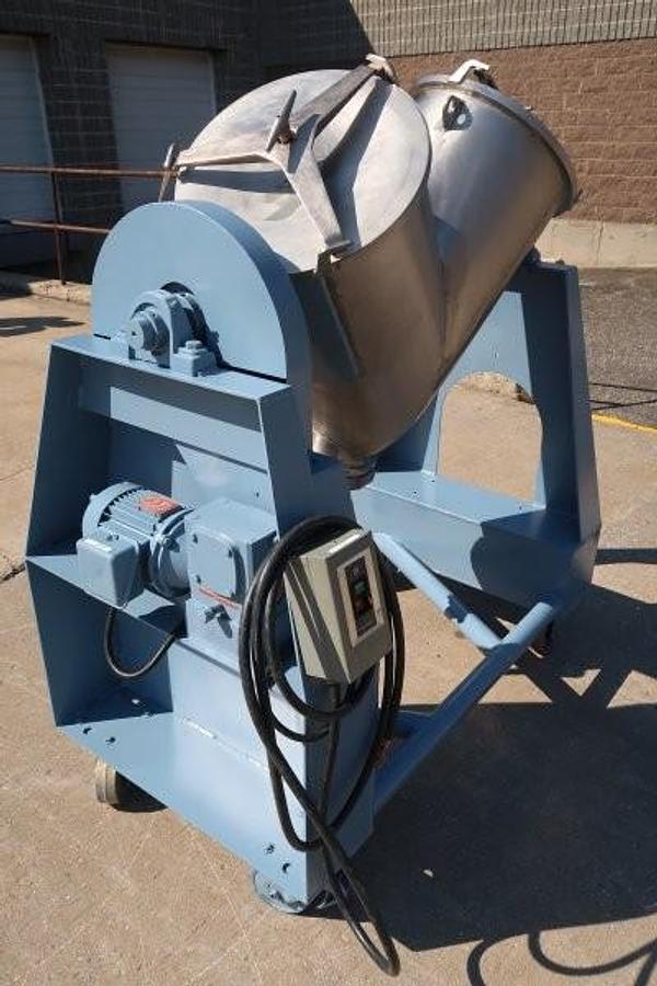Used 3 Cu. Ft. Patterson Kelley SS Twin Shell Blender, 170 Lbs/CF Density