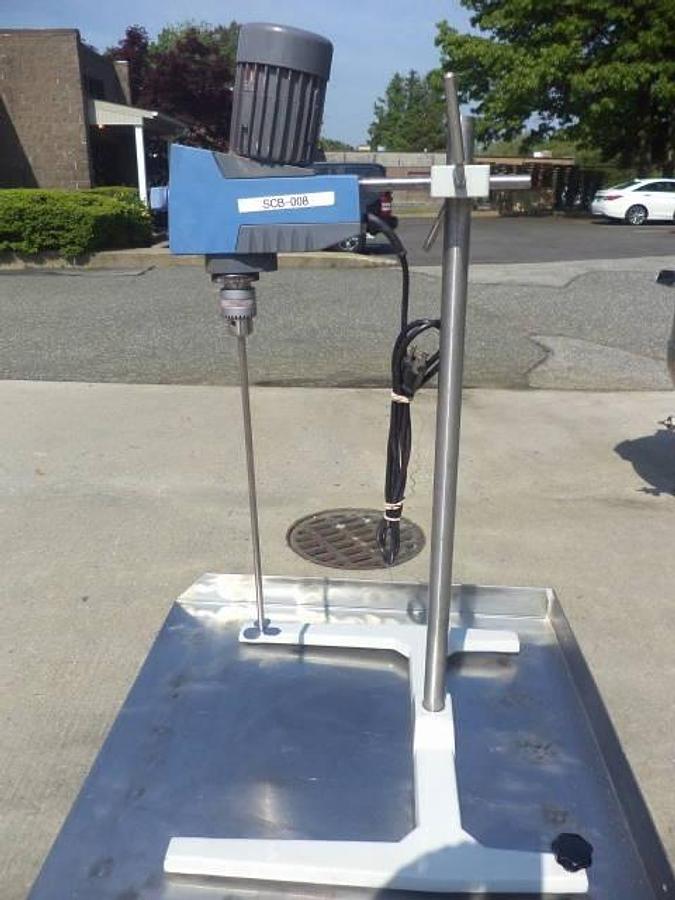 Used IKA tabletop lab high speed homogenizing mixer, RW20D-S1